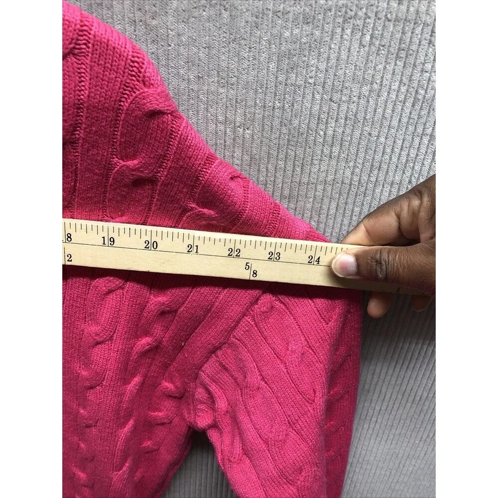 Joyfunear Cableknit Sweater Size M Pink V Neck Collar Barbiecore Feminine
